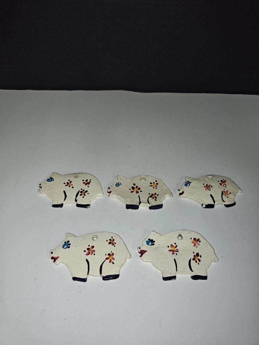 Vintage Ceramic Pigs Hand Painted Ornaments Hanging Shelf Farm Home Decor